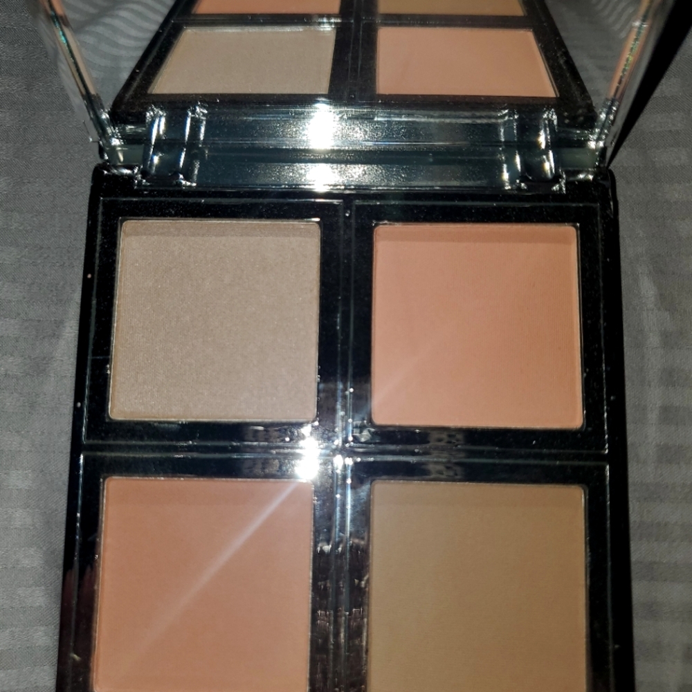 ELF HIGHLIGHT & BRONZER PALLET